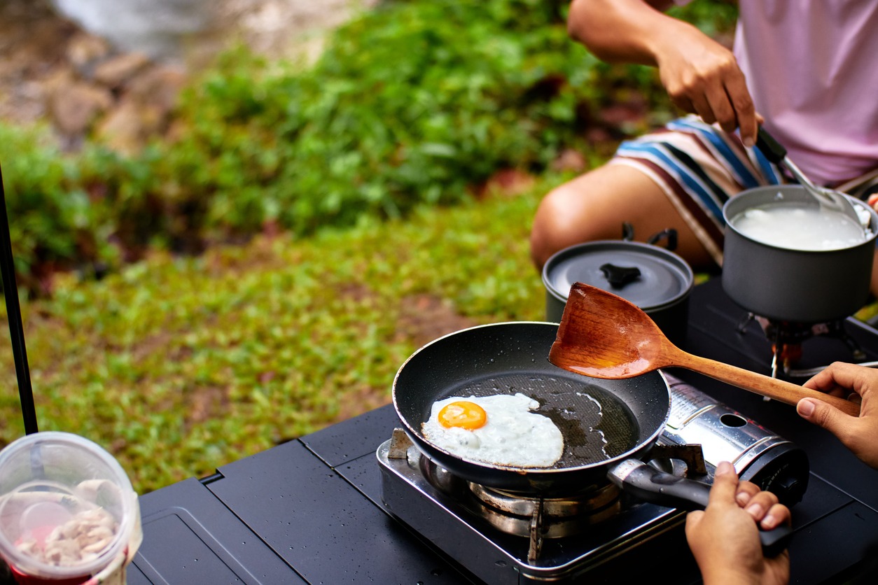 cooking at the campsite