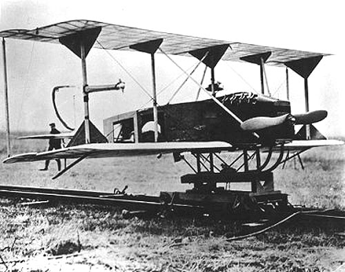 unmanned-aircraft-developed-by-Hewitt-and-Sperry