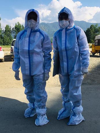 Wear-Safety-Glasses-and-Gear