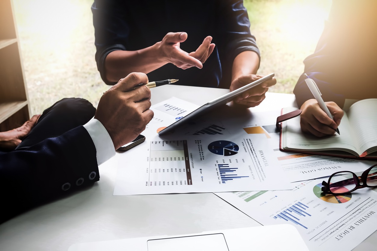 Business, Finance, Business Meeting, Planning, Financial Advisor, Meeting, Office, Sale, Strategy