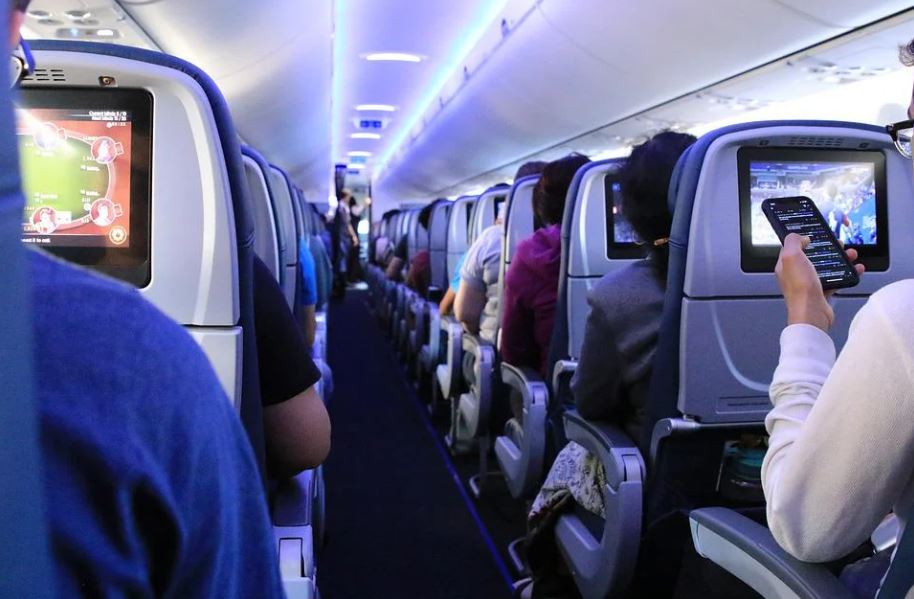 plane passengers