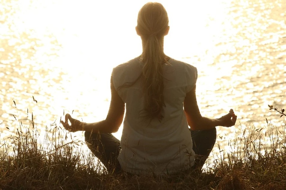 Relieve your stress through meditation