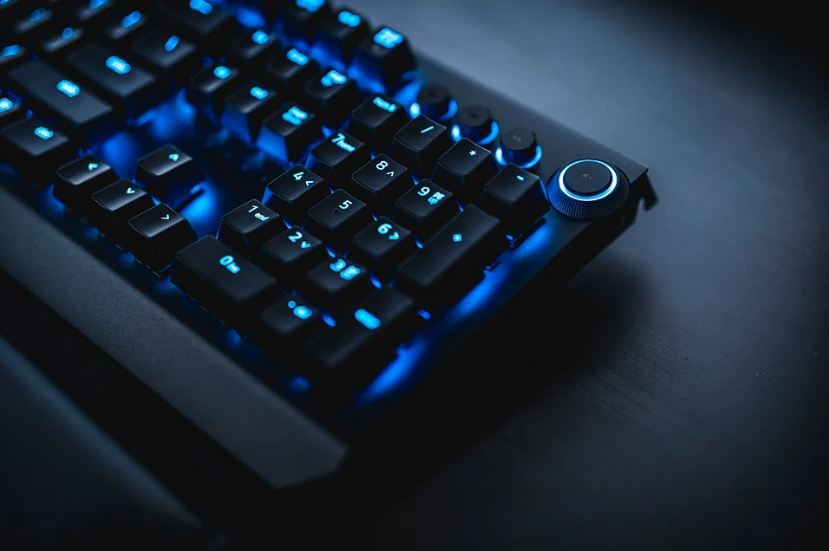 Image of a lighted keyboard.
