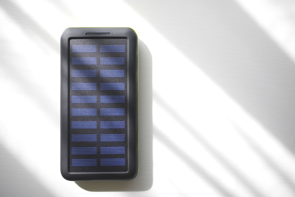 Mobile battery with solar panel