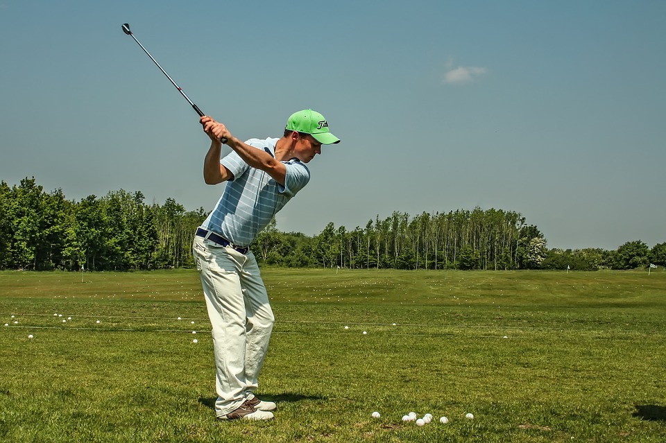Golf-Training-Aids-to-Improve-Your-Swing