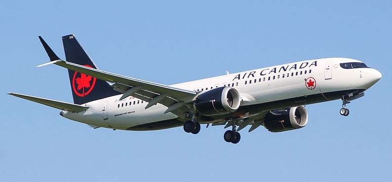 a Boeing 737 MAX 8 - Air Canada