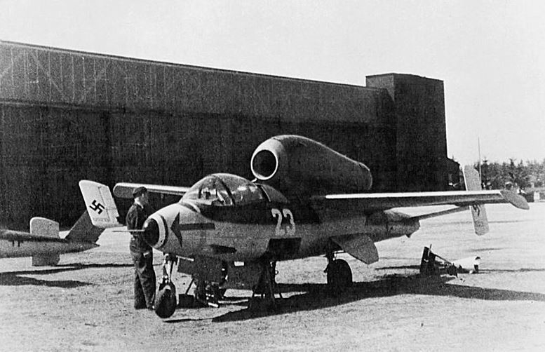 a Heinkel He 162 plane in France