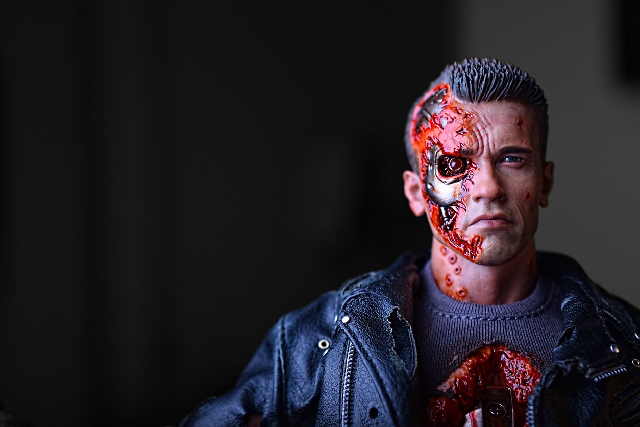 T-800 as action figure manufactured by hot toys 
