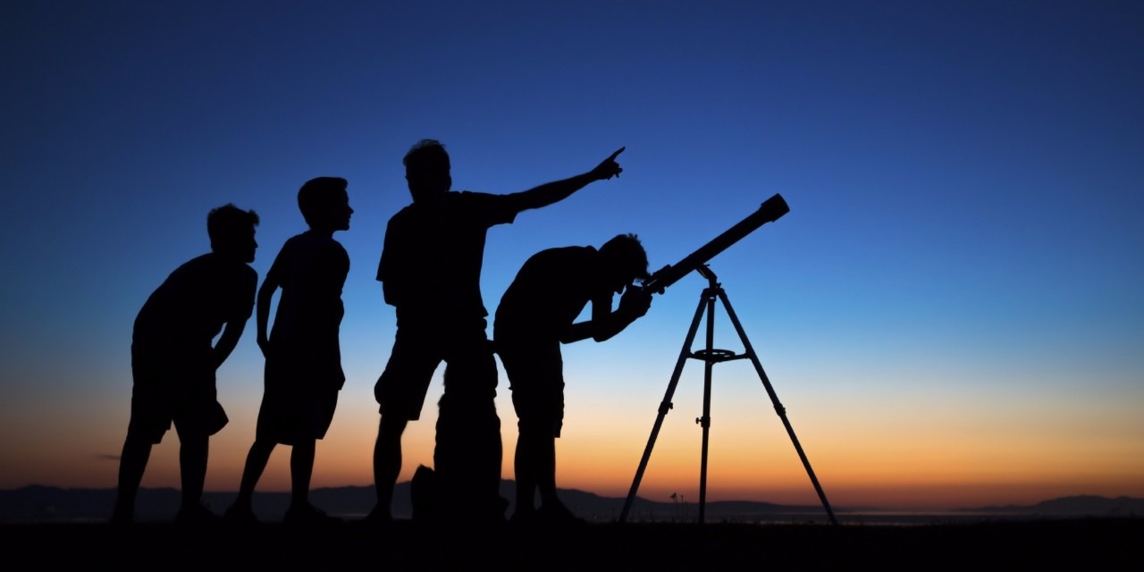 Top-10-Reflector-Telescopes-for-Astronomy-1