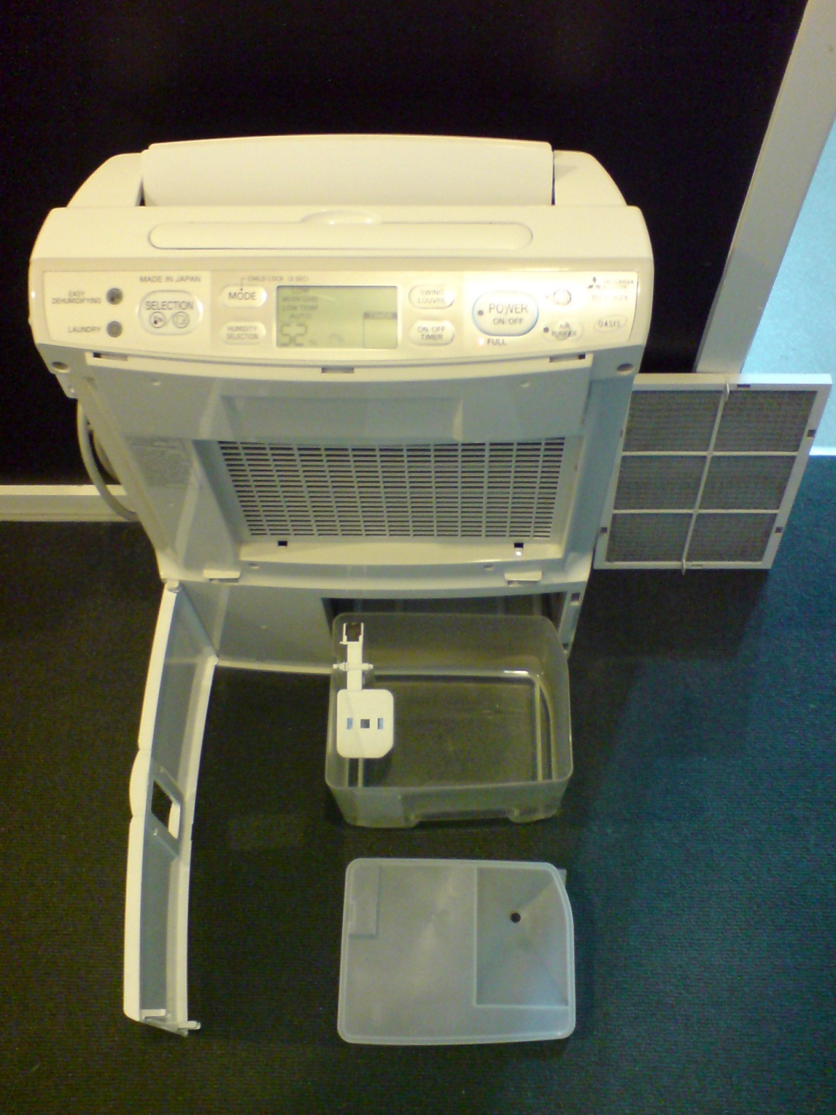 the-various-parts-found-in-a-dehumidifier