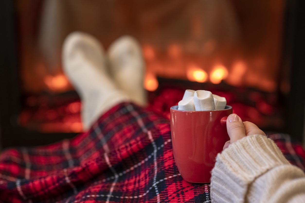 woman-with-cup-of-hot-cocoa-and-marshmallow