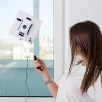 Introduction and Guide to Window Cleaning Robots