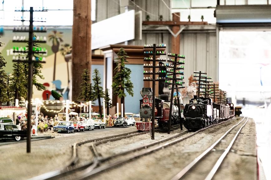 Hobby stores model train