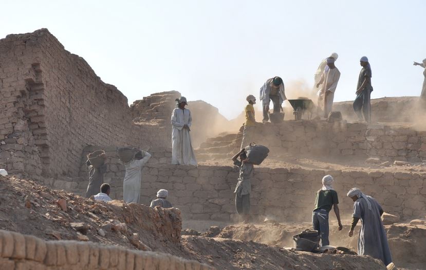 excavation in Egypt