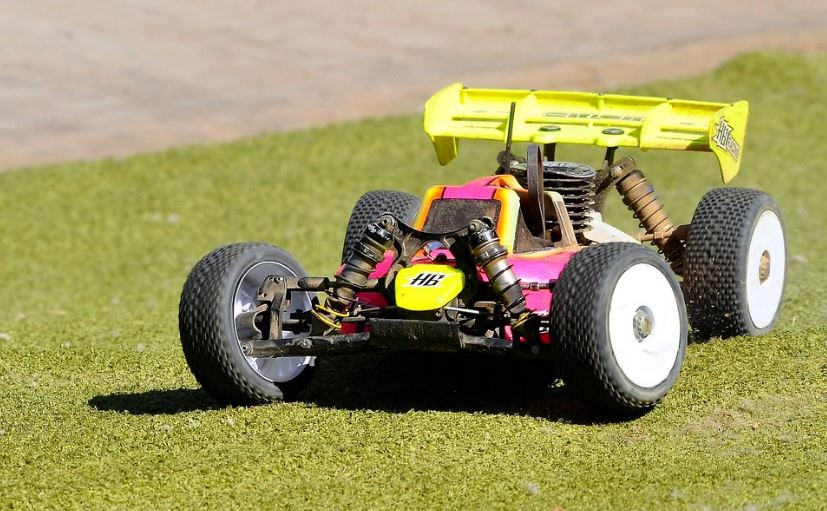 off-road RC buggy