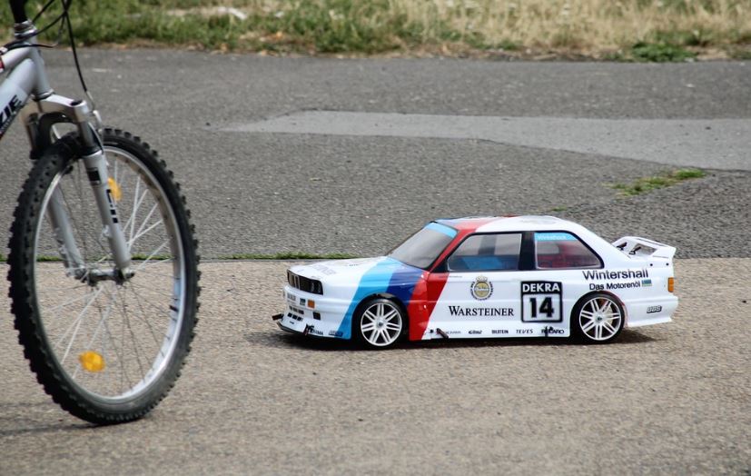 on-road RC car