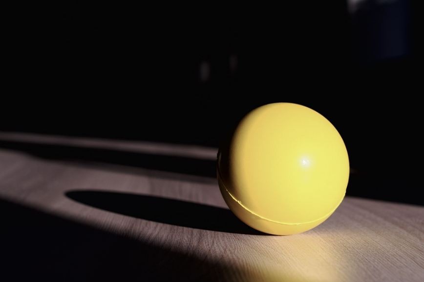 the-ball-sphere-yellow-shadow