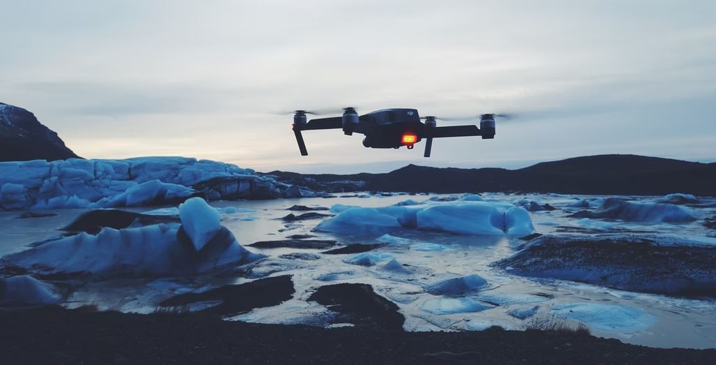 Ensure-That-Your-Drone-is-Capable-of-Flying-during-Snowfall