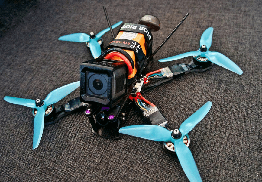 a-drone-made-for-racing