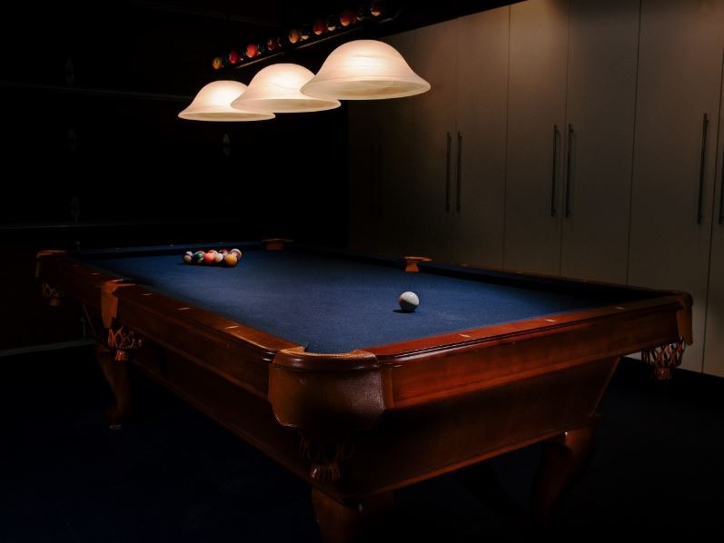 Light-Backgrounds-Pool-Table-Table