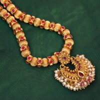 History of Handmade Jewelry Crafting