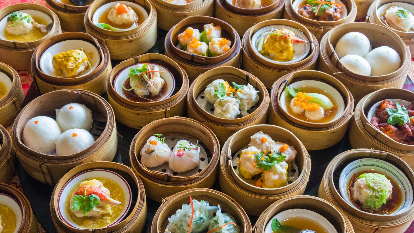 dim sum in bamboo containers