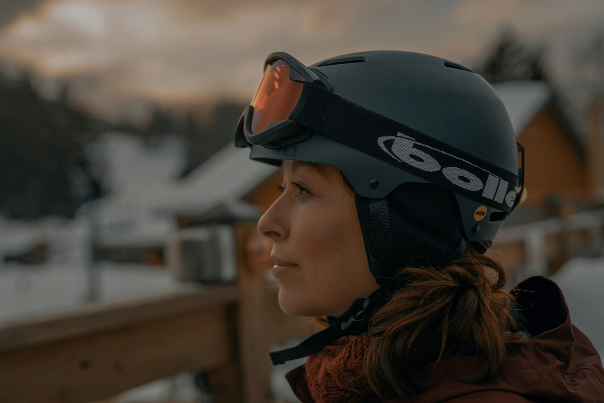 helmet, snowboarding, female, female snowboarder, snowboard, snowboarder, protective gear, HD grey wallpapers, apparel, clothing, crash helmet, human, people images & pictures, public domain image