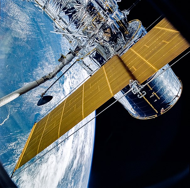 Hubble Solar Array Deployment STS-31